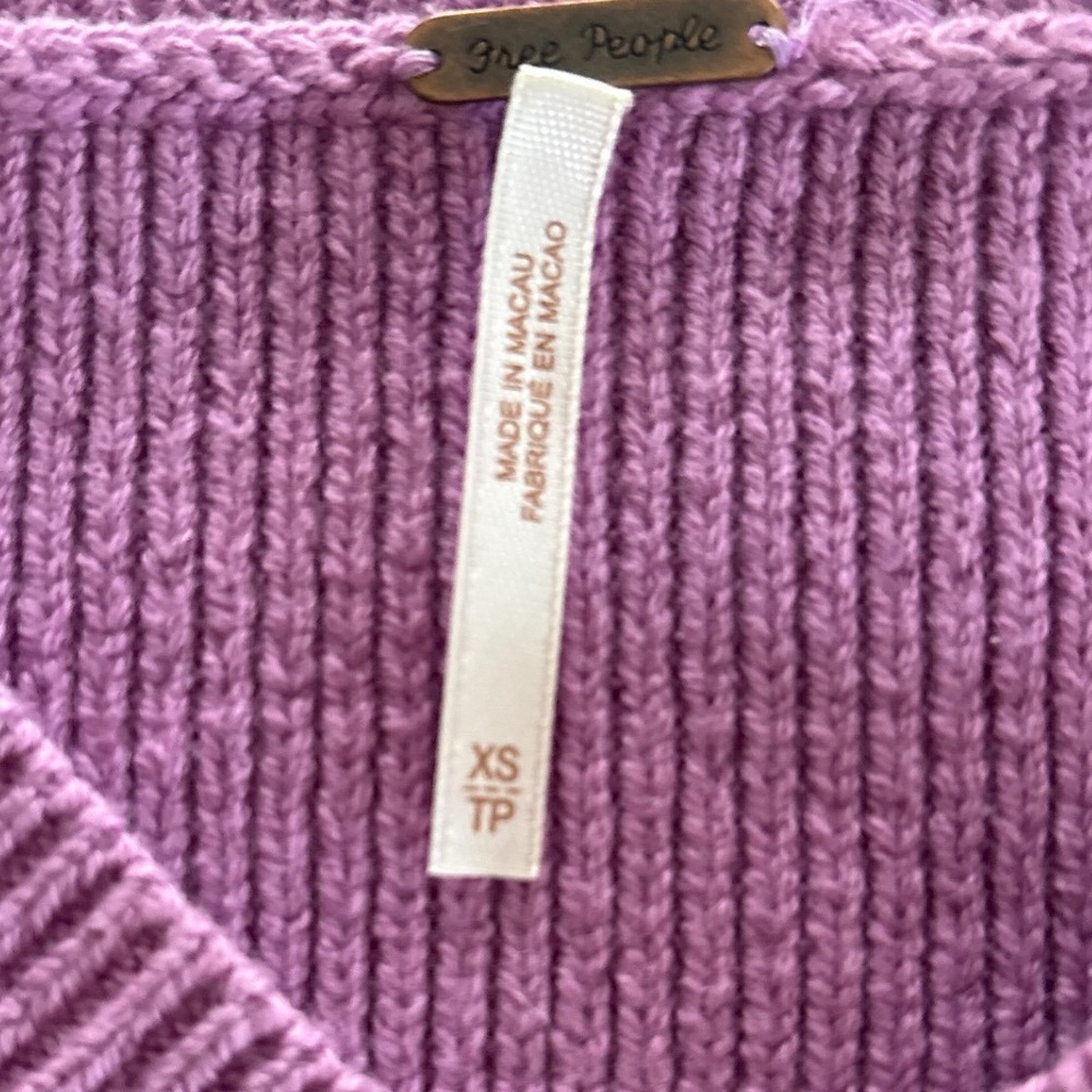 Free People Purple Ribbed V-Neck Cropped Sweater Vest XS OB1751760 - Picture 2 of 8